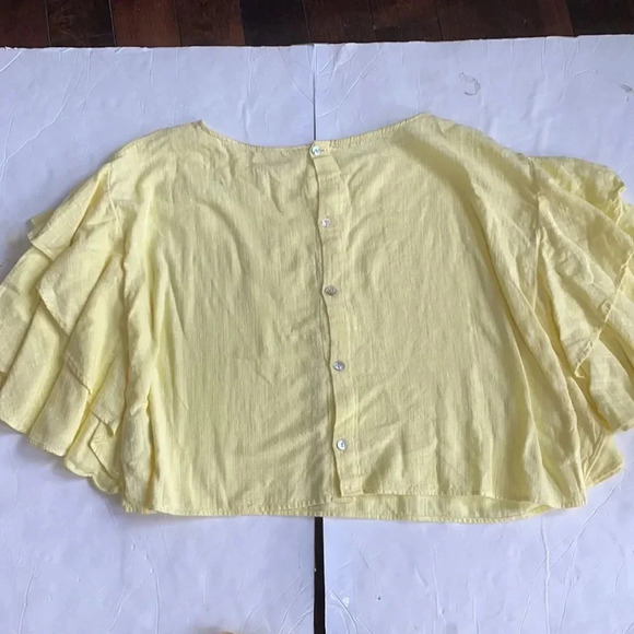 Lilka Anthropologie soft yellow gauzy cotton top, ruffle sleeves Women’s size M - Picture 8 of 11